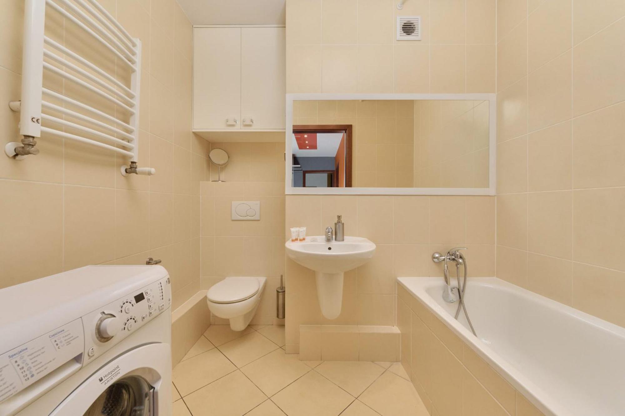 Teczowa Apartment In Wroclaw By Rent Like Home Kültér fotó